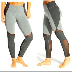 CALIA by Carrie Underwood Leggings M
